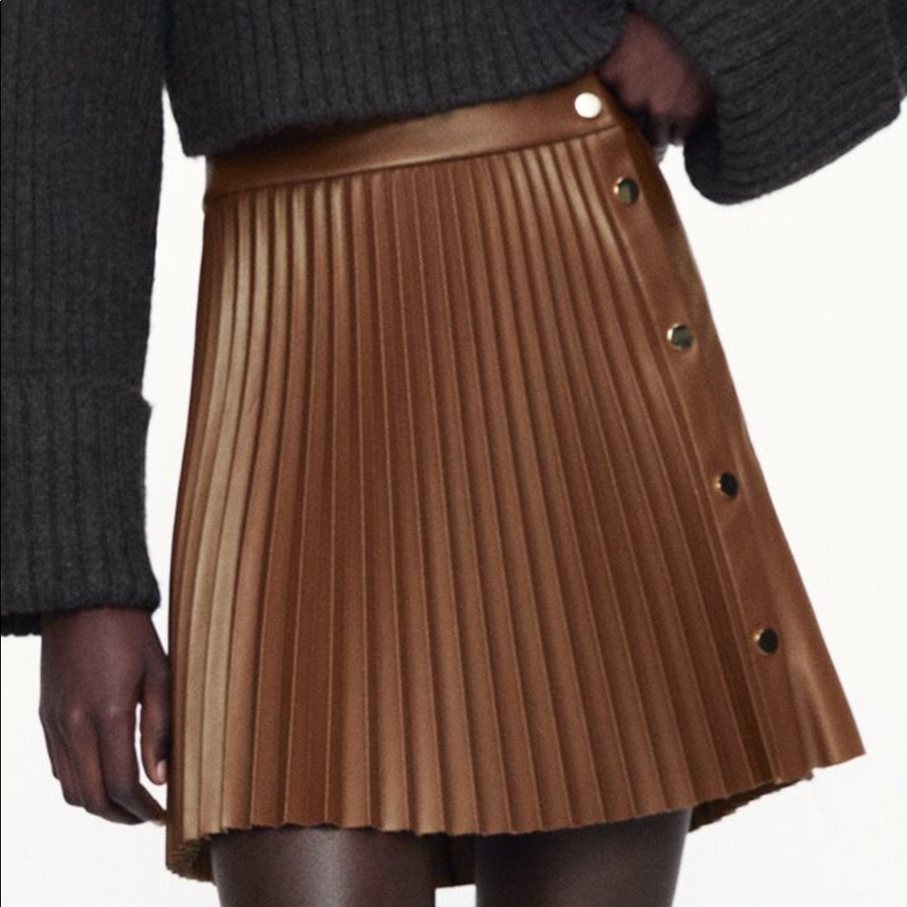 Brand new zara faux leather skirt